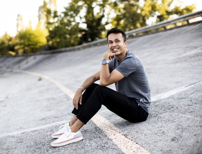 ALBON BACK TO F1